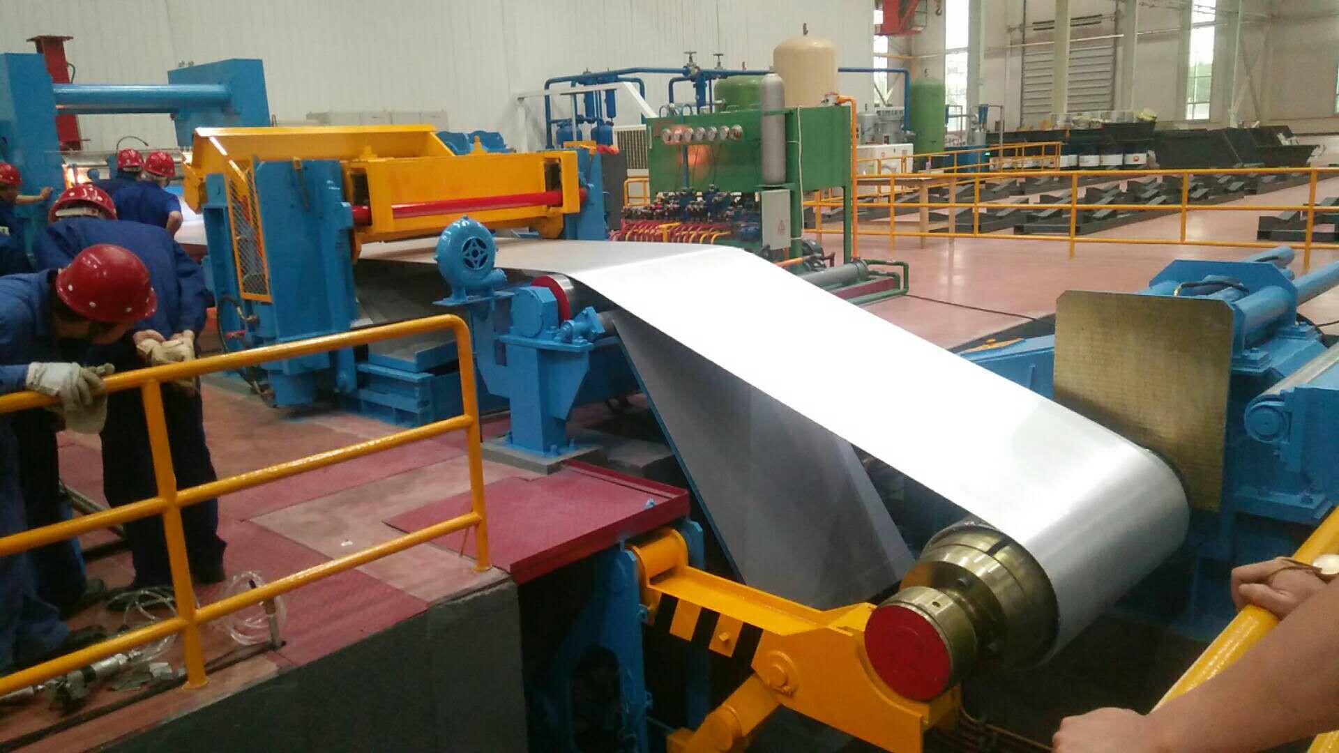 Aluminum strip casting mill