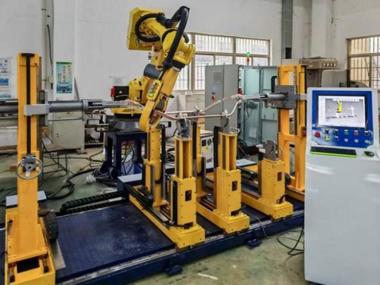 9-robot-taping-machine