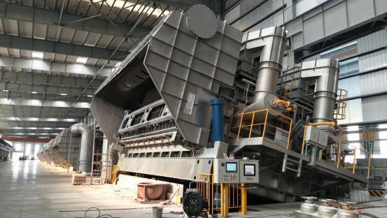tilting furnace